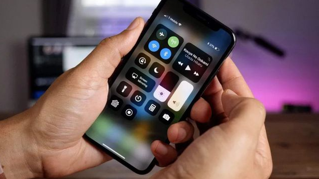平房苹果手机维修分享iPhone 12信号差怎么办 